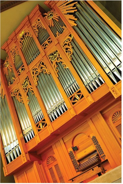 Richards & Fowkes Organ